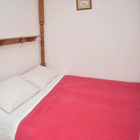 House Zelanto Mali 度假居 *