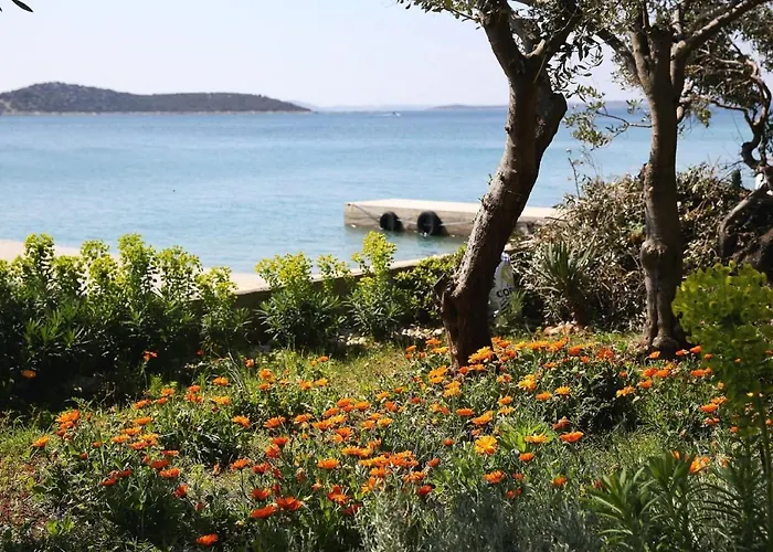 House Zelanto Mali Ferienhaus Tkon